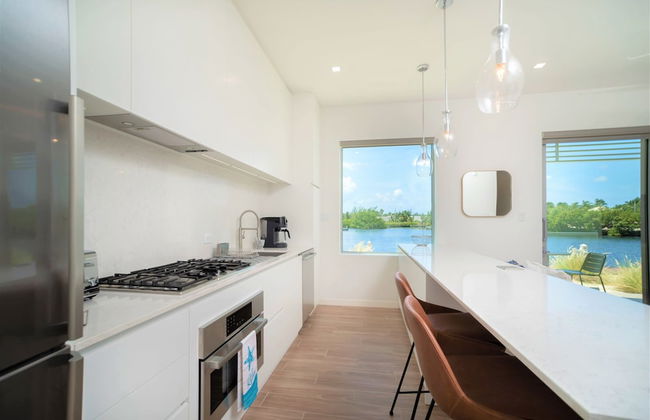 Cayman Luxury Rentals at One Canal Point - Foto 37