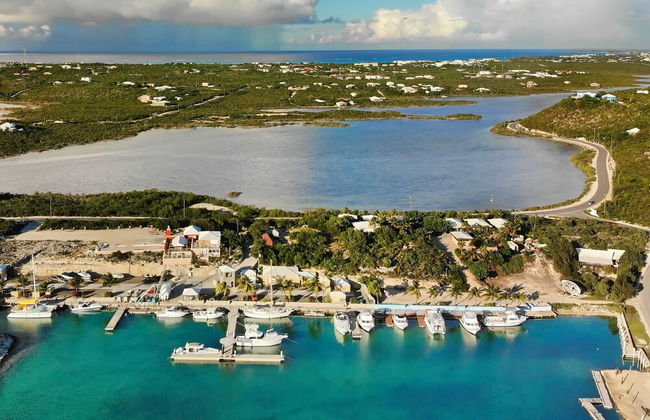 Harbour Club Villas & Marina - Photo 36