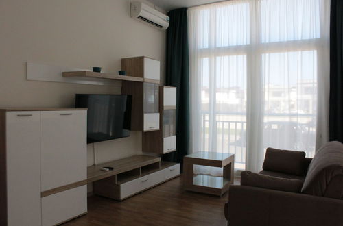 Photo 9 - Apartment on Bulvar Nadezhd 4-1, ap. 101