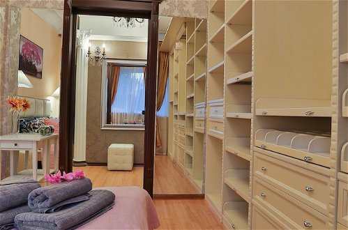 Photo 21 - Lakshmi Apartment Boulevard 3-Bedroom