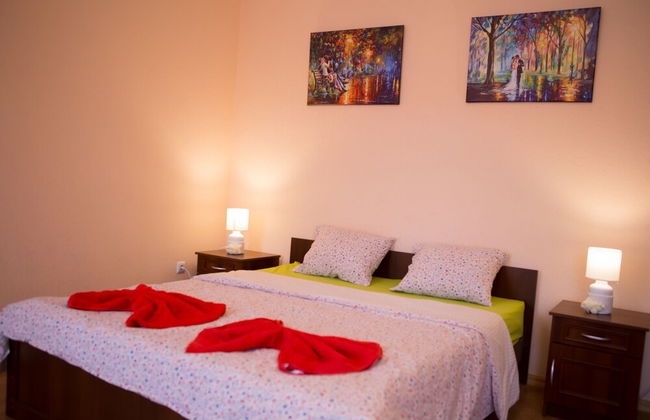 Best Apartments on Kyryla & Mefodia - Photo 14