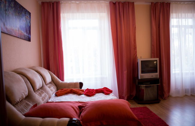 Best Apartments on Kyryla & Mefodia - Photo 13