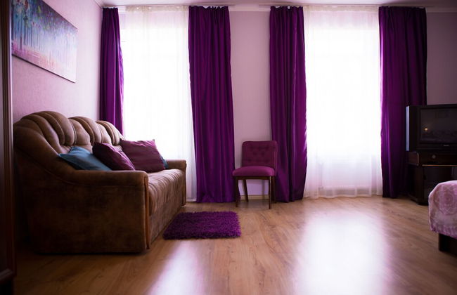 Best Apartments on Kyryla & Mefodia - Photo 32