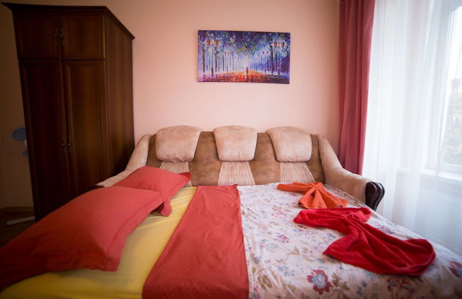 Best Apartments on Kyryla & Mefodia - Photo 16