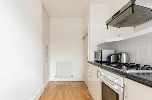 Foto 7 - Charming 1-bed Apartment in London