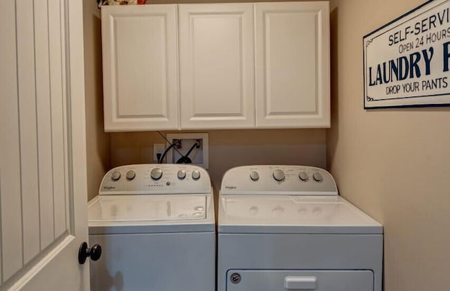 Five Points Bungalow - Photo 26