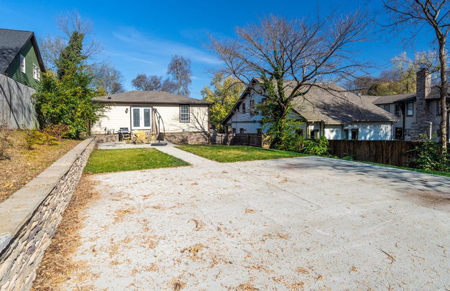 Five Points Bungalow - Photo 19