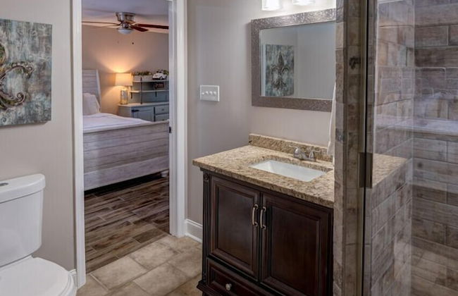 Five Points Bungalow - Photo 24