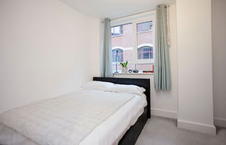 Photo 3 - Modern 1 Bedroom Flat in Bristol City Centre