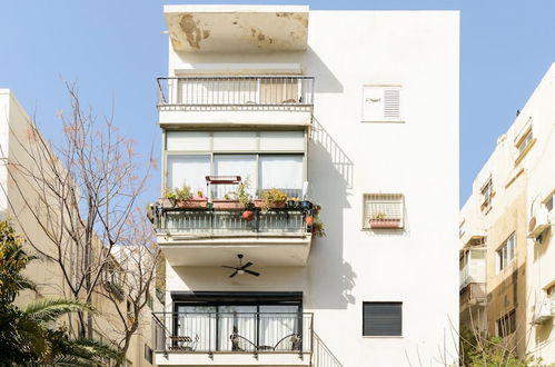 Photo 1 - New Design & Sunny Balcony in TLV Center