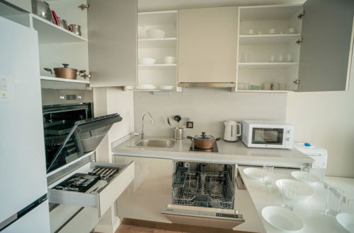 Foto 6 - Modern Stylish Apartment - Near Mall of Istanbul