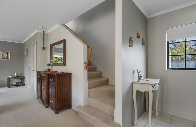 Spacious Family Home -Fully Fenced Yard - Photo 35