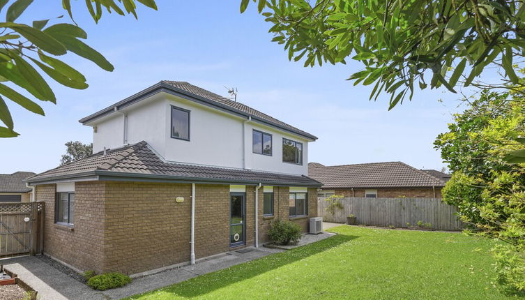 Photo 1 - Spacious Family Home -Fully Fenced Yard