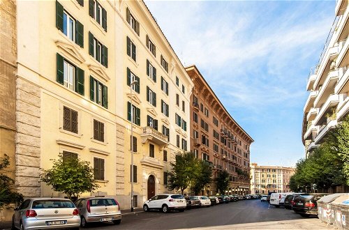 Photo 22 - Bernini in Roma With 2 Bedrooms and 2 Bathrooms