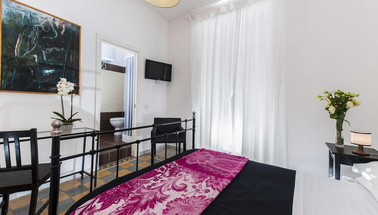 Photo 1 - Bernini in Roma With 2 Bedrooms and 2 Bathrooms