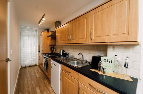 Photo 5 - Impeccable 2-bed Apartment in Derby, England