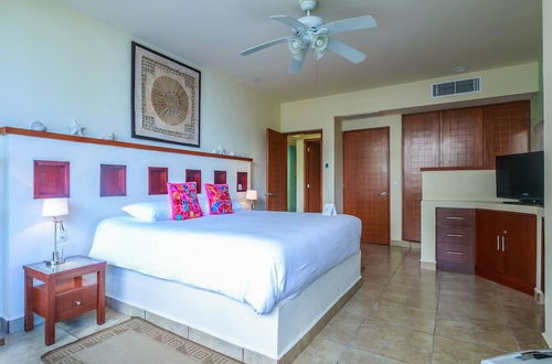 Foto 7 - Beautiful Ground Floor Two Bedroom Suite at Ixchel