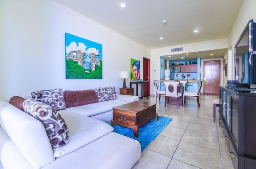 Photo 18 - Beautiful Ground Floor Two Bedroom Suite at Ixchel