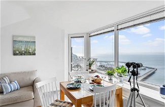 Photo 1 - Wellswood Apartment - Sunny Apartment With Stunning sea Views Private Balcony