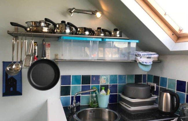 Immaculate 1-bed Apartment Cornwall With hot tub - Foto 7