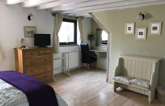 Immaculate 1-bed Apartment Cornwall With hot tub - Foto 3