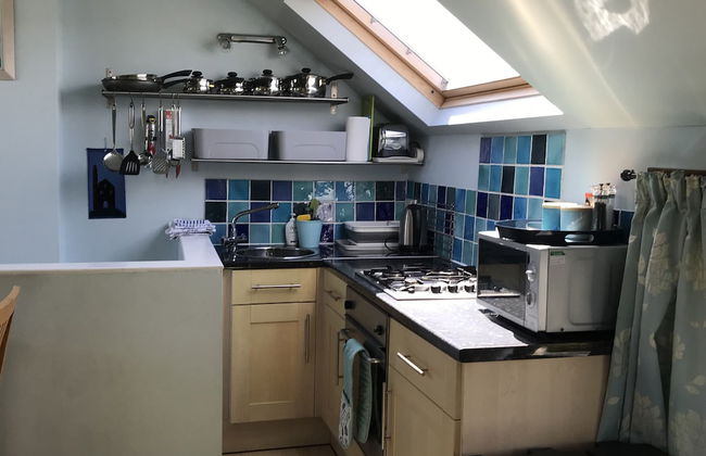 Immaculate 1-bed Apartment Cornwall With hot tub - Foto 9
