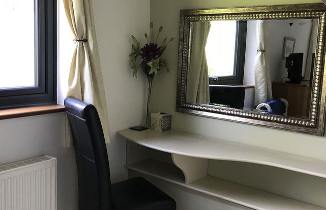 Immaculate 1-bed Apartment Cornwall With hot tub - Foto 2