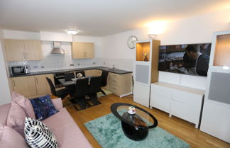 Photo 1 - Beautiful 2 beds Woolwich Central Apt