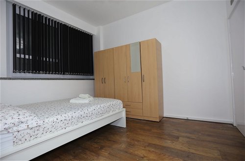 Photo 3 - Beautiful 2 beds Woolwich Central Apt