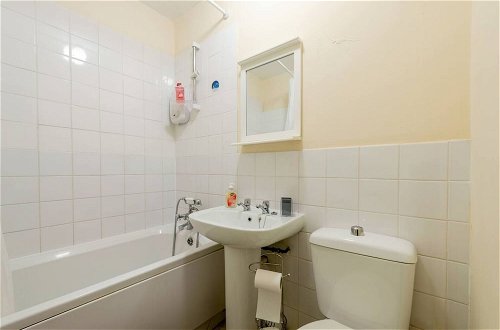 Foto 9 - Charming 1-bed Apartment in Luton