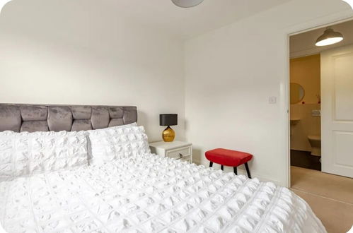 Photo 5 - Stunning Modern Apartment in Rochester, England