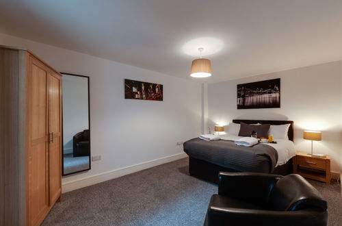 Photo 13 - Base Serviced Apartments - Cumberland Apartments