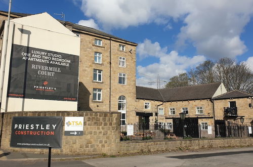 Photo 15 - Kirkstall Bridge Apartments - 22