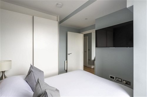 Foto 6 - Luxurious ONE Bedroom Apartment IN Bond Street