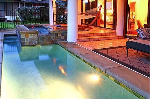Foto 19 - Rate Elegant Home With hot tub and Pool on Makai Golf Course