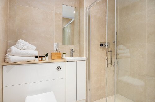 Photo 17 - One Bed Serviced Apt near Holborn in Chancery Lane