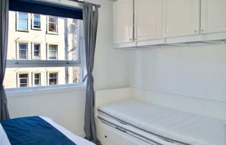 Photo 3 - Central and Spacious Flat - Royal Mile