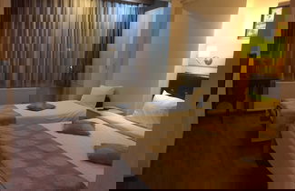 Photo 6 - Taksim House Suites