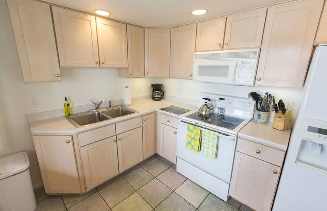 Serendipity Resort & Suites - Photo 80