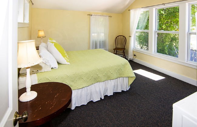Serendipity Resort & Suites - Photo 47