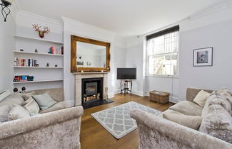 Foto 1 - Charming 2-bed Apartment, Pimlico