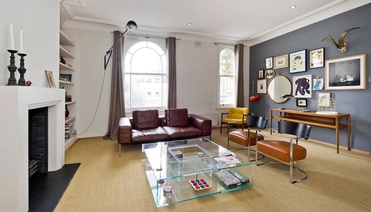 Foto 1 - Trendy, Fun 2-bed in Chelsea