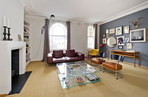 Foto 1 - Trendy, Fun 2-bed in Chelsea