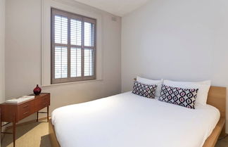 Photo 3 - Trendy, Fun 2-bed in Chelsea