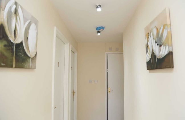 Budget 4-bedrooms In Thamesmead - Foto 33