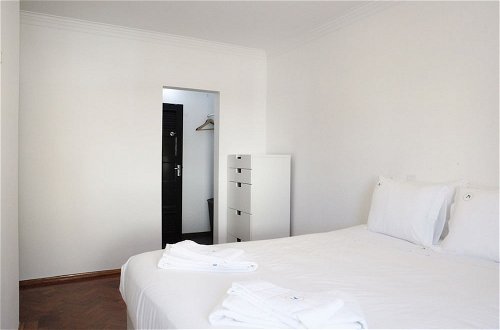 Photo 3 - Charming apartment in peaceful Cascais