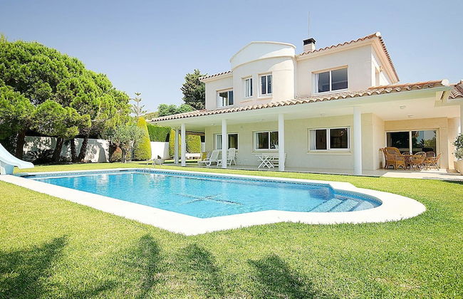 Casa Blanca - Photo 1
