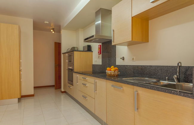B27 - Luz Bay 2 Bedroom Apartment - Foto 10