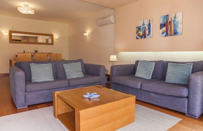 B27 - Luz Bay 2 Bedroom Apartment - Foto 13