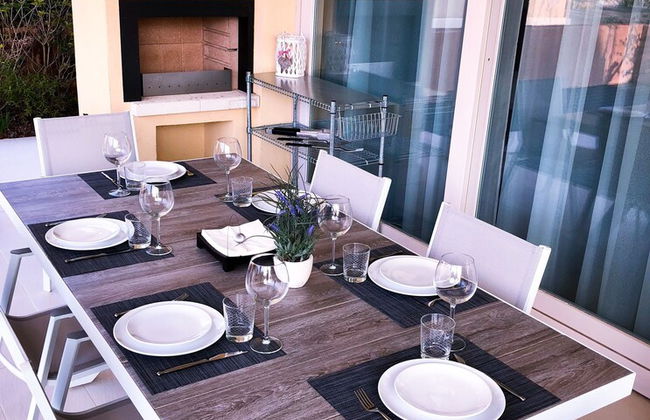 Paradise Luxury Apartments - Photo 24